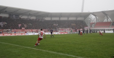 Rot-Weiß Erfurt und Energie Cottbus trennen sich 2:2 Unentschieden