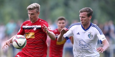 RWE gewinnt Testspiel in Dachwig