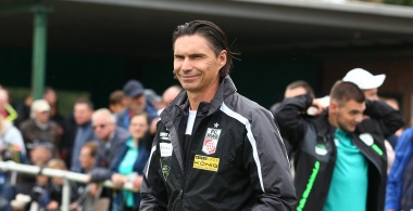 Thomas Brdaric bleibt Cheftrainer des FC Rot-Weiß Erfurt