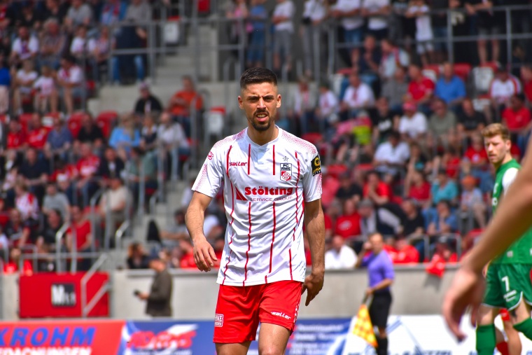 33. SPTG. FC ROT-WEISS ERFURT - BSG CHEMIE LEIPZIG 