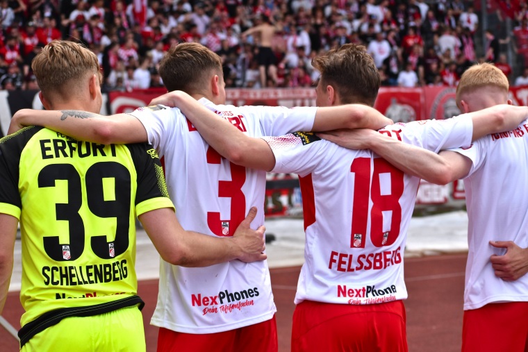 33. SPTG. FC ROT-WEISS ERFURT - BSG CHEMIE LEIPZIG 