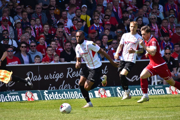 32. SPTG. FC ENERGIE COTTBUS - FC ROT-WEISS ERFURT