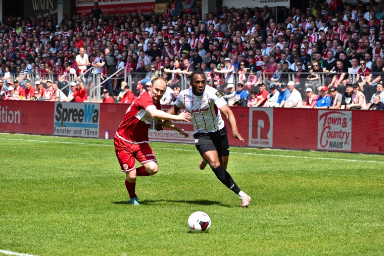 32. SPTG. FC ENERGIE COTTBUS - FC ROT-WEISS ERFURT