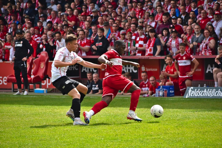 32. SPTG. FC ENERGIE COTTBUS - FC ROT-WEISS ERFURT