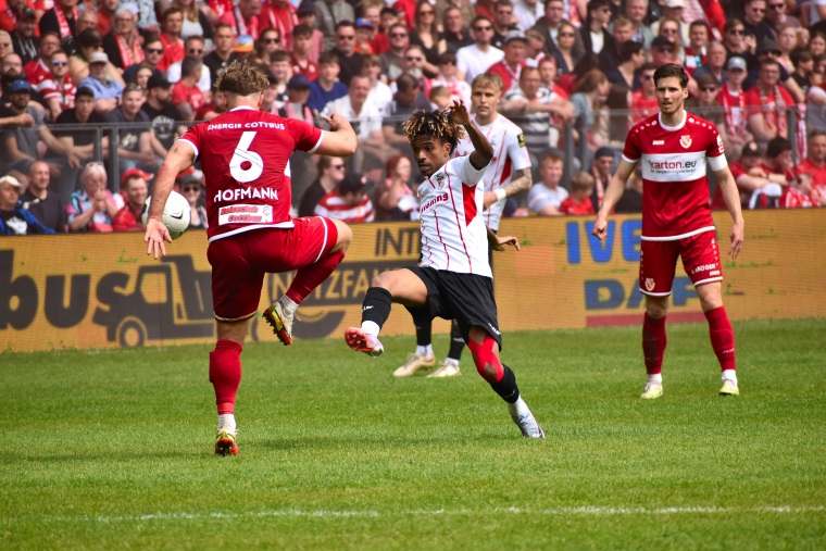 32. SPTG. FC ENERGIE COTTBUS - FC ROT-WEISS ERFURT