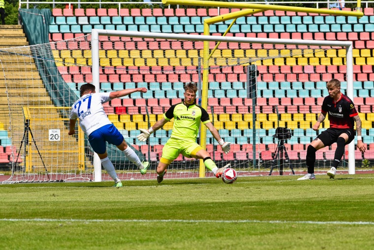 34. SPTG.VSG ALTGLIENICKE - FC ROT-WEISS ERFURT