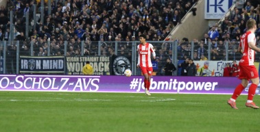 Raphael Jacky erleidet Kreuzbandriss 