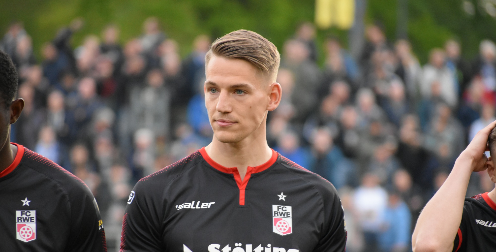 Sam Rot Das Rot-Weisse Spielerporträt mit Samuel BiekAktuelle News - FC Rot ...