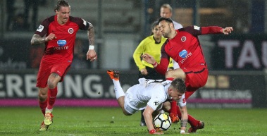 Trotz 2:4-Niederlage in Wiesbaden zeigt RWE-Mannschaft Charakter