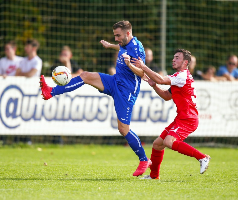 Achtelfinale Thüringenpokal Büßleben - Rot-Weiß Erfurt