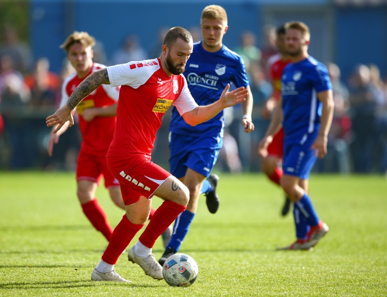 Achtelfinale Thüringenpokal Büßleben - Rot-Weiß Erfurt