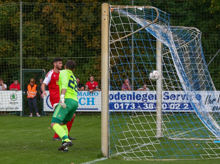 Achtelfinale Thüringenpokal Büßleben - Rot-Weiß Erfurt