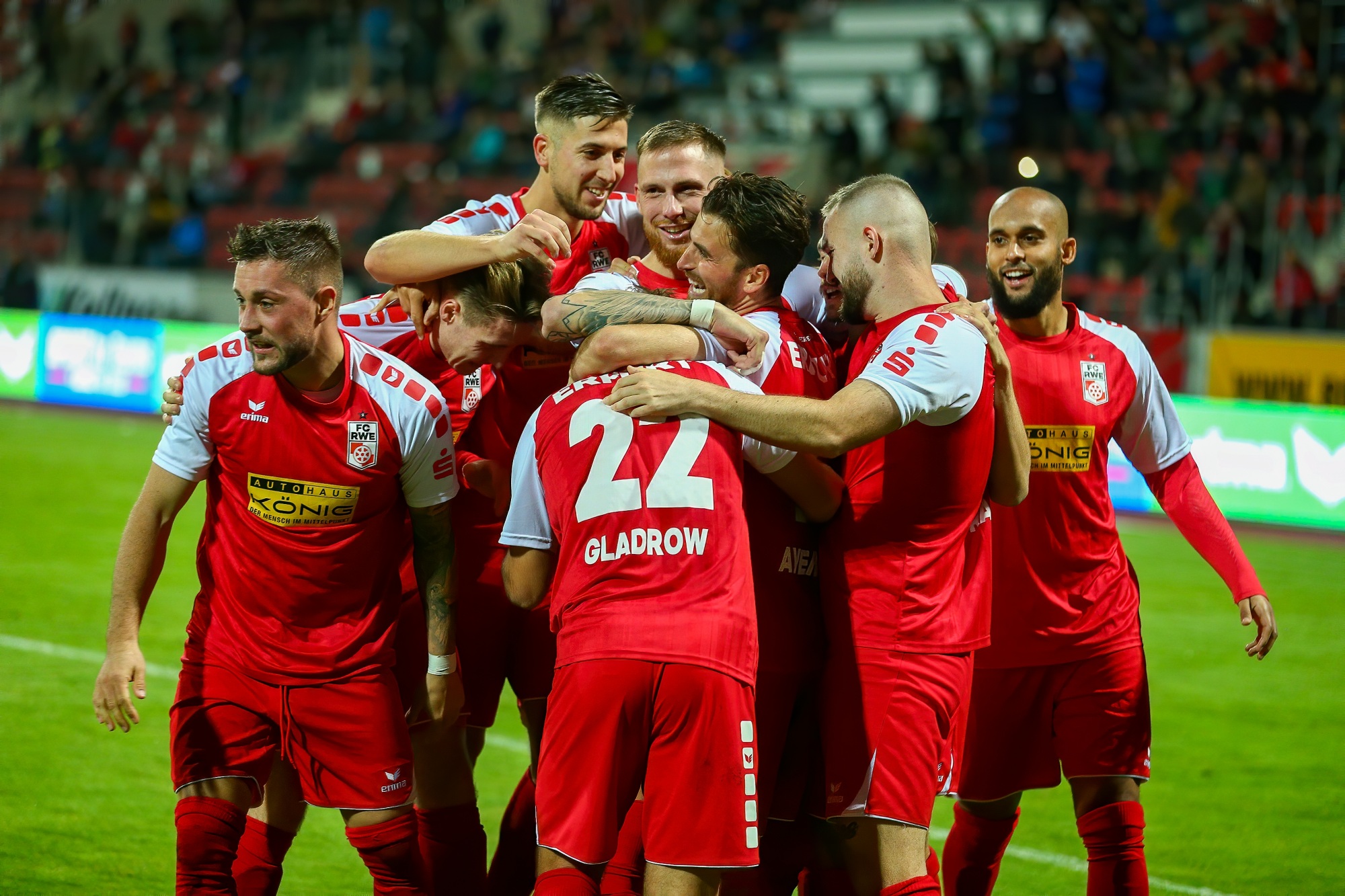 Offizielles des FC RotWeiß Erfurt Thüringens