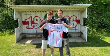 18-jähriges Sturmtalent zurück in Rot und Weiß!